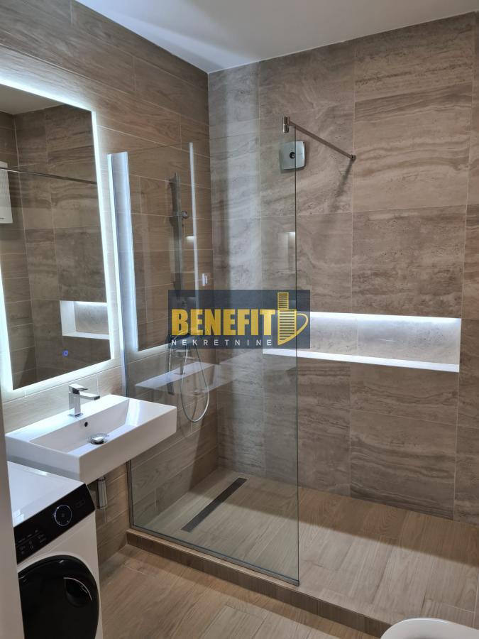 Квартира, 1938 м², 800 000$ — FAKTOR