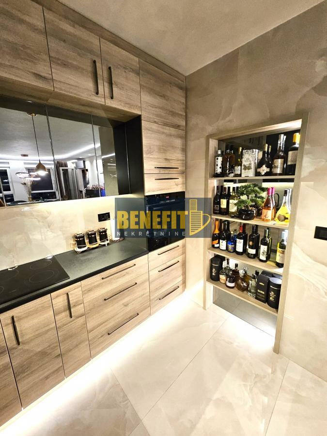 Квартира, 667 м², 269 000$ — FAKTOR