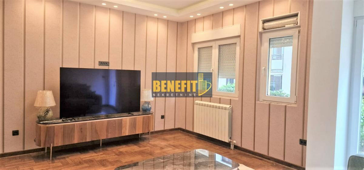 Квартира, 710 м², 268 000$ — FAKTOR