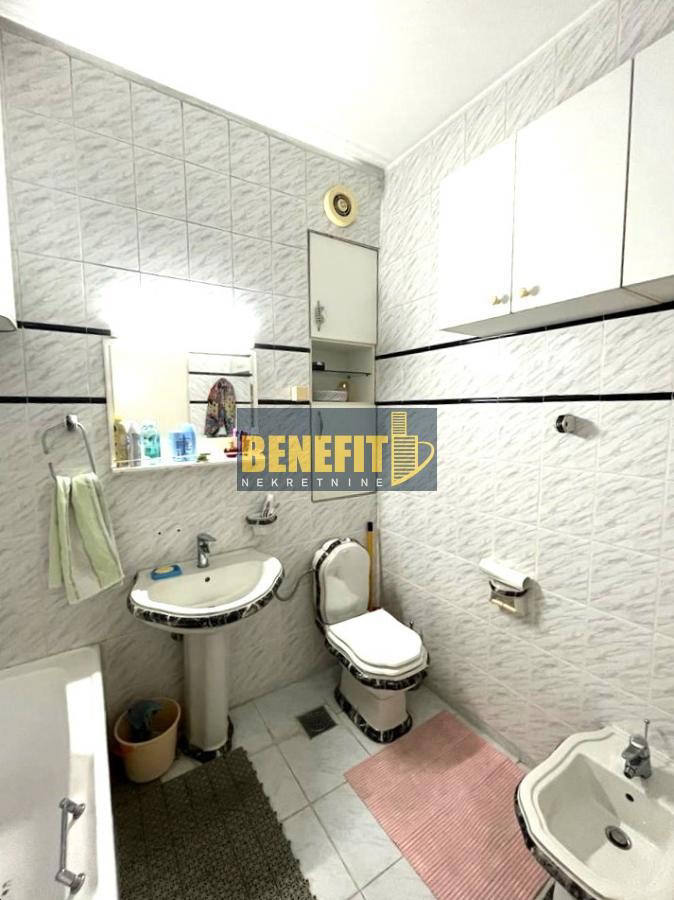 Квартира, 1055 м², 286 000$ — FAKTOR
