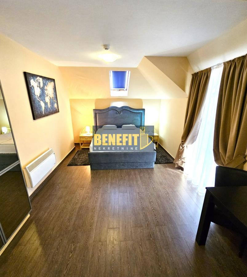 Комерційна нерухомість, 15231 м², 2 400 000$ — FAKTOR