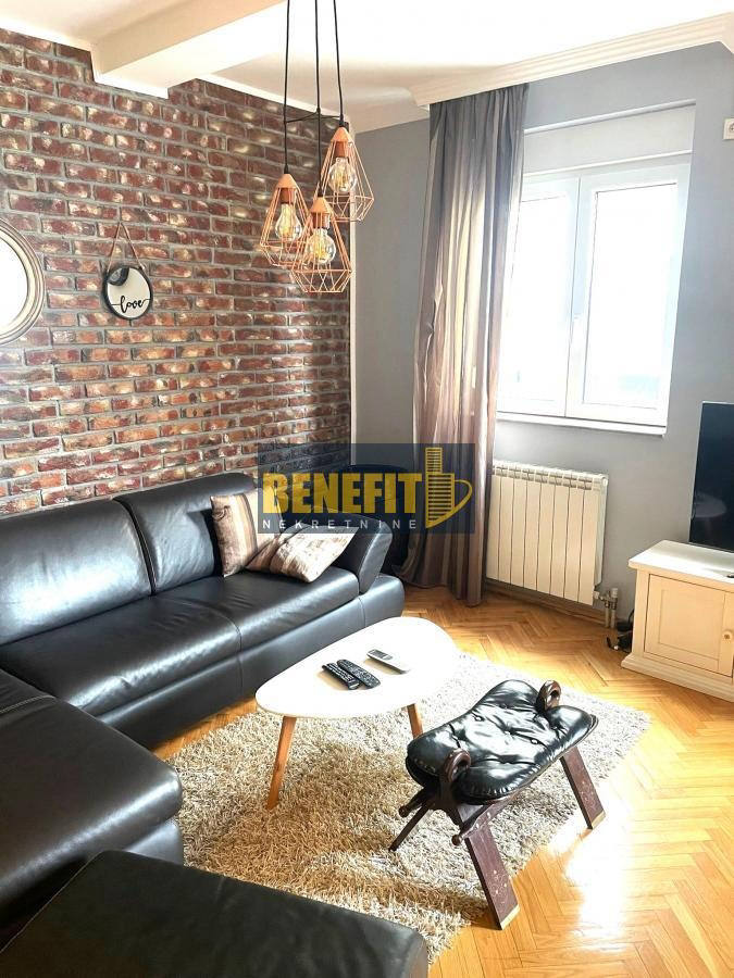 Квартира, 710 м², 235 000$ — FAKTOR