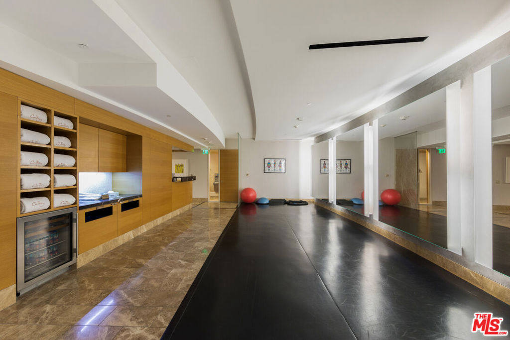 Квартира, 4450 м², 13 995 000$ — FAKTOR