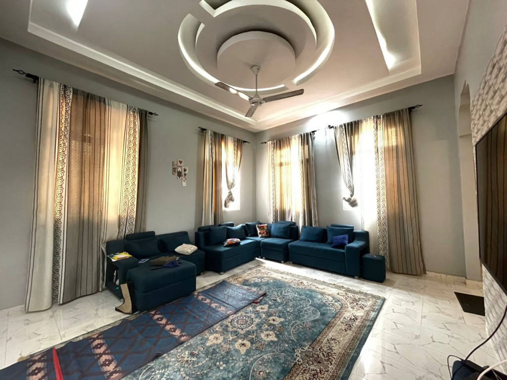 Будинок, 5382 м², 110 000$ — FAKTOR