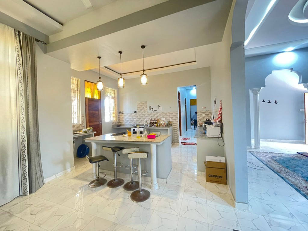 Будинок, 5382 м², 110 000$ — FAKTOR