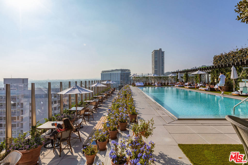 Квартира, 3880 м², 13 950 000$ — FAKTOR