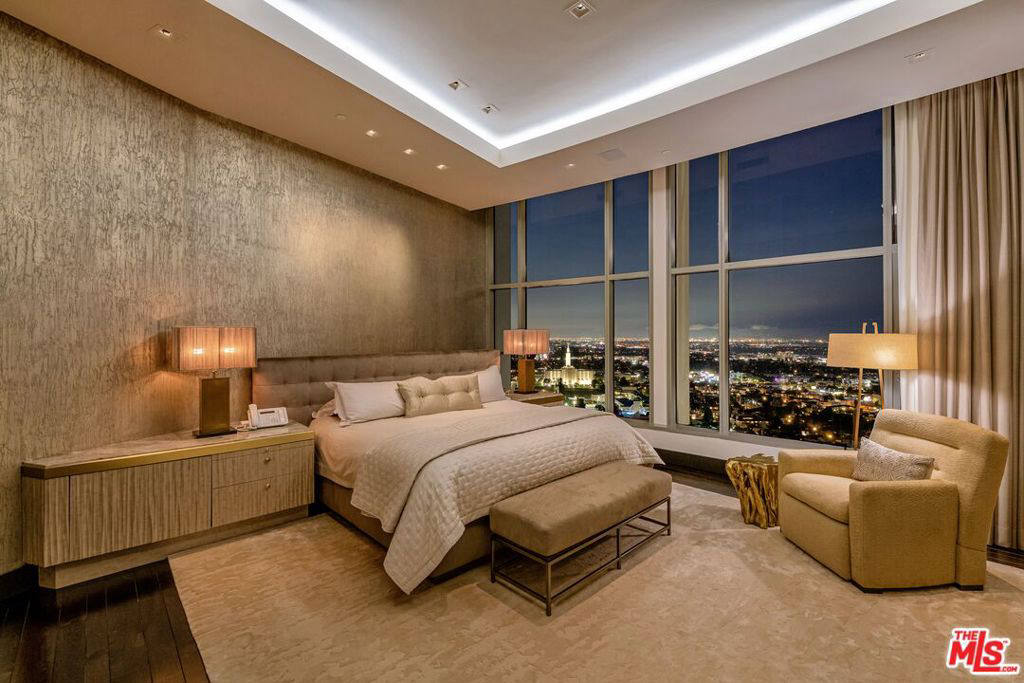 Квартира, 5283 м², 14 000 000$ — FAKTOR