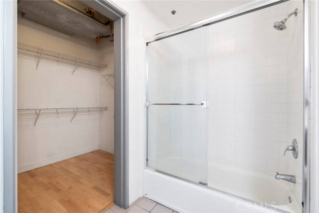 Квартира, 1090 м², 720 000$ — FAKTOR