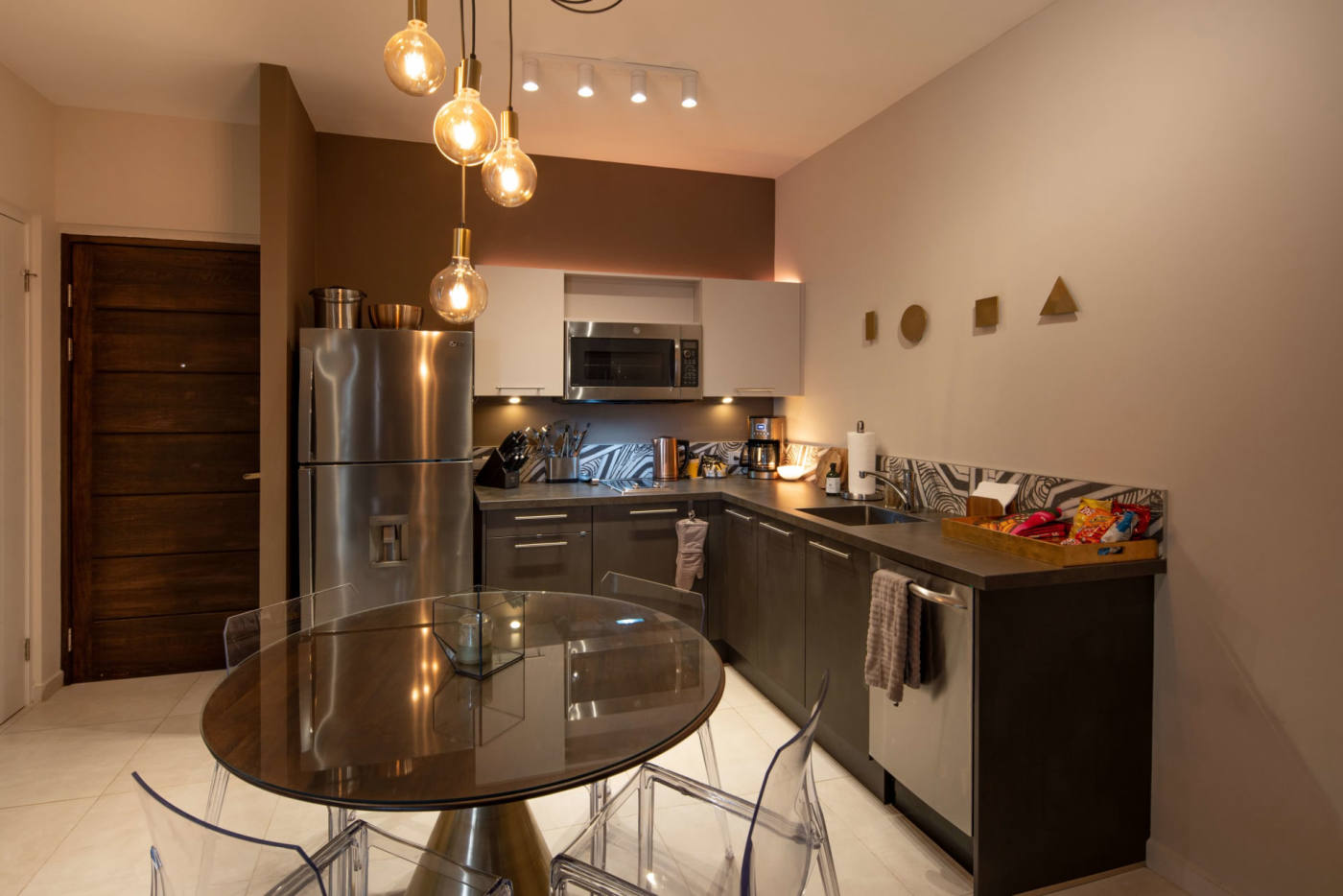Квартира, 646 м², 290 000$ — FAKTOR