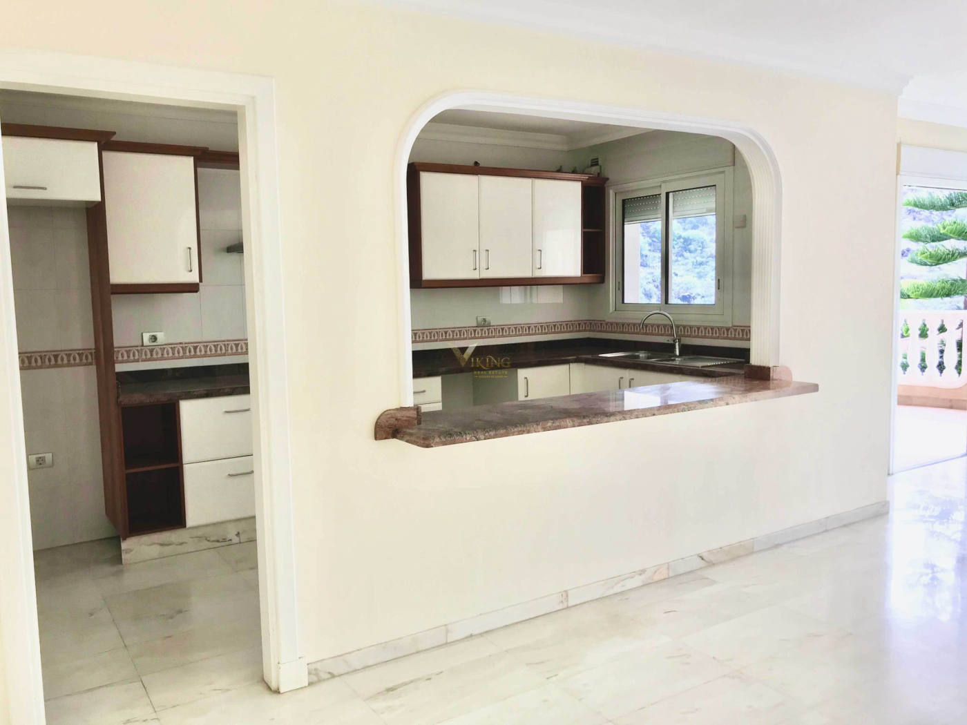 Квартира, 1249 м², 385 000$ — FAKTOR