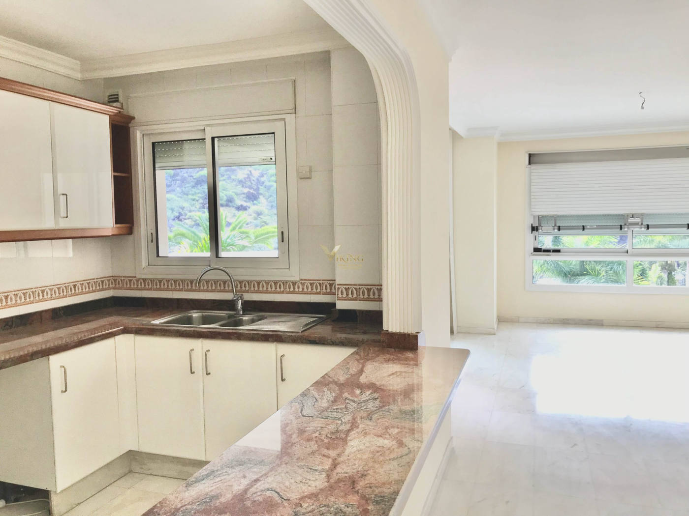 Квартира, 1249 м², 385 000$ — FAKTOR