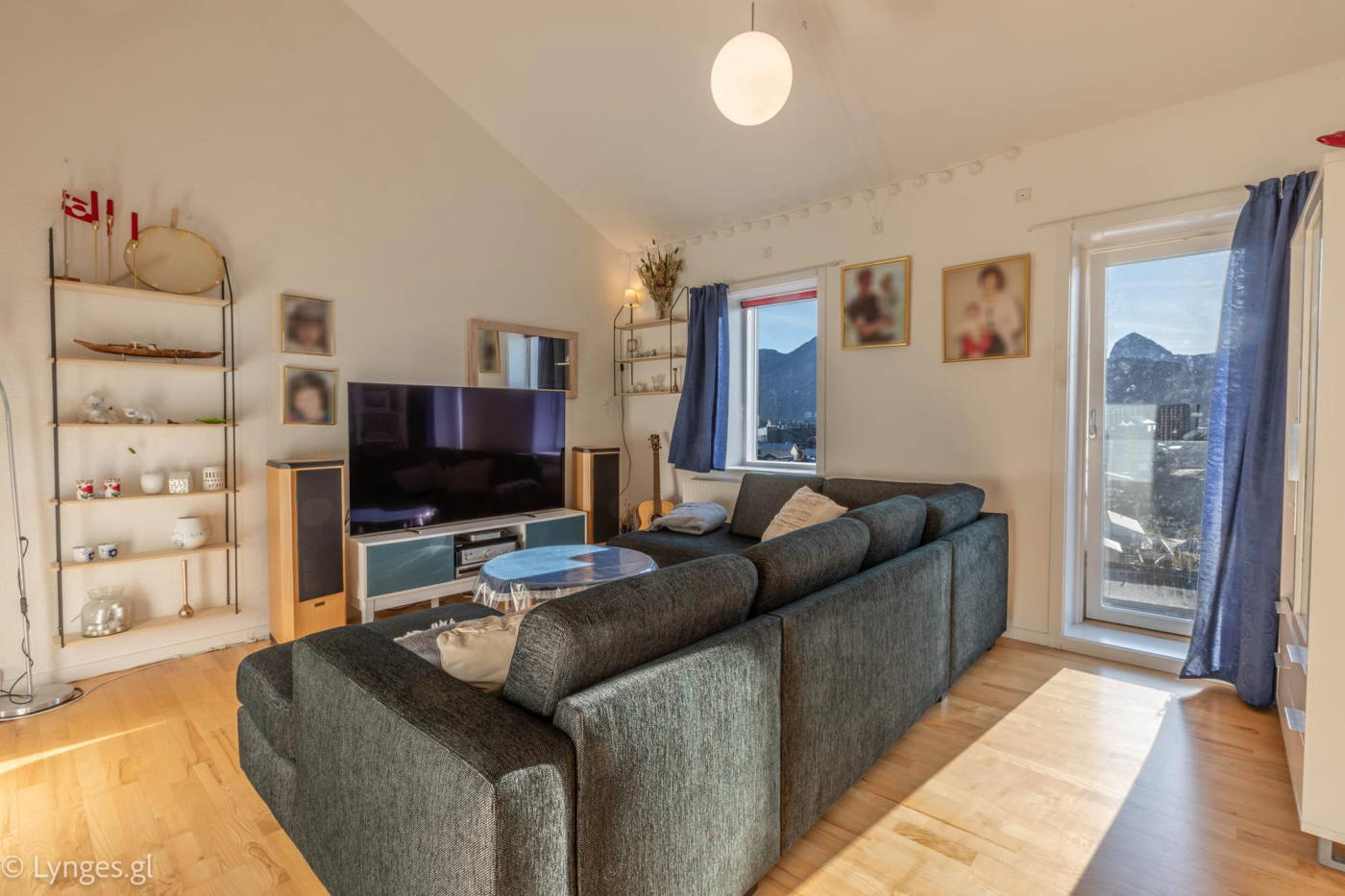 Будинок, 1141 м², 381 318$ — FAKTOR