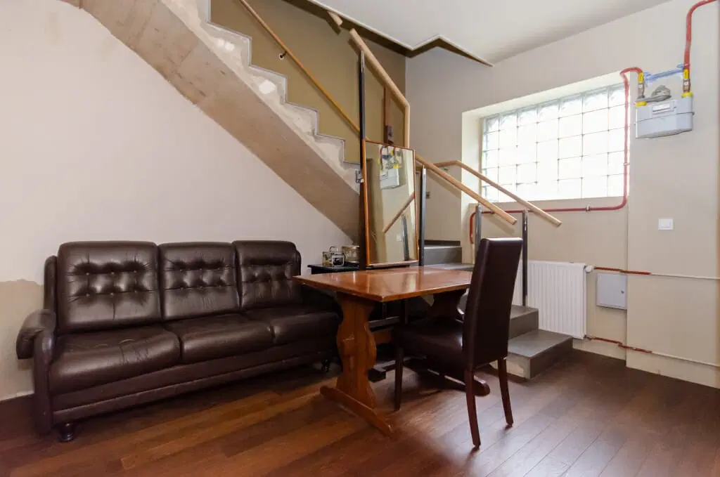 Комерційна нерухомість, 2895 м², 695 000$ — FAKTOR