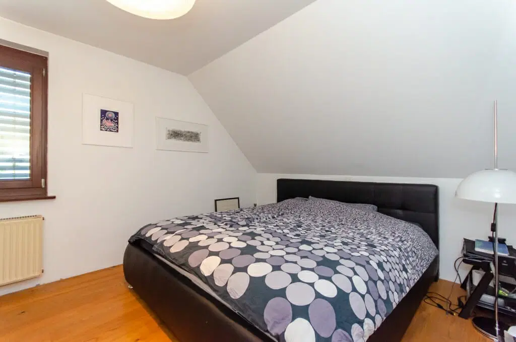 Комерційна нерухомість, 2895 м², 695 000$ — FAKTOR