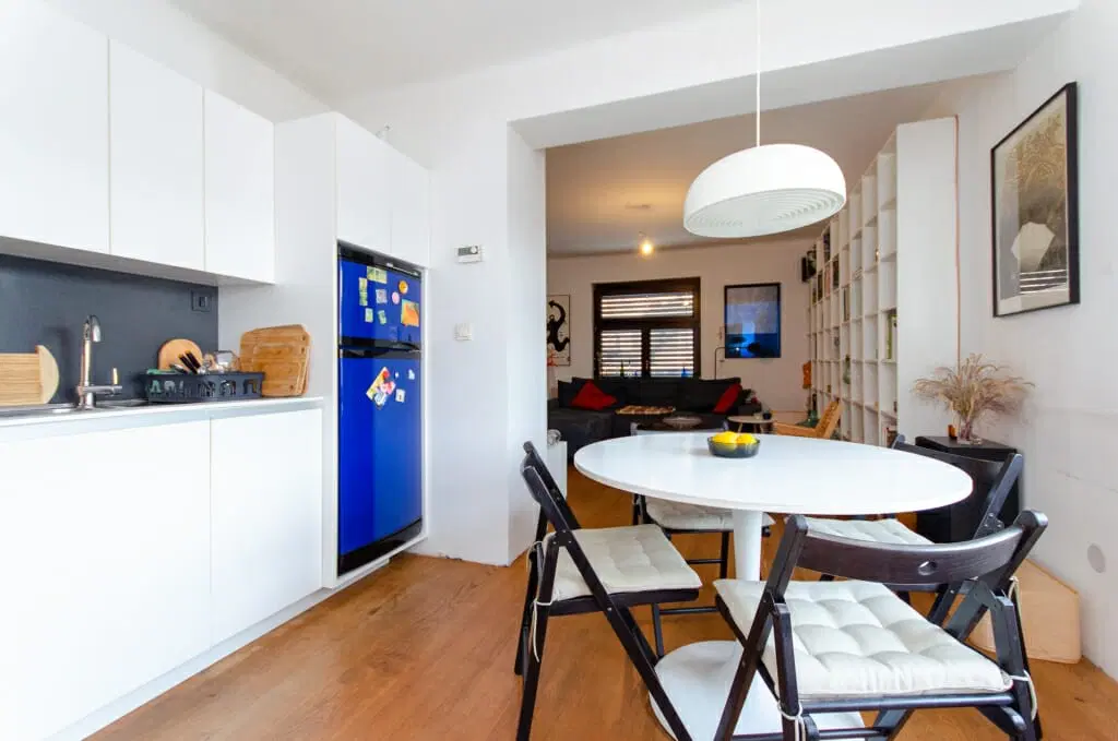 Комерційна нерухомість, 2895 м², 695 000$ — FAKTOR