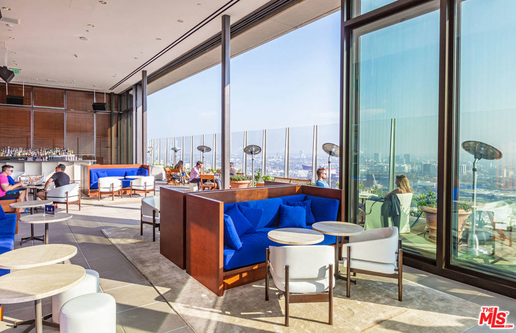 Квартира, 3880 м², 13 950 000$ — FAKTOR