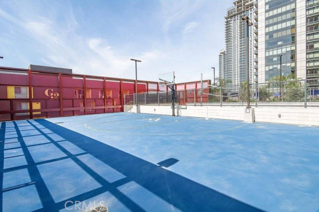 Квартира, 1090 м², 720 000$ — FAKTOR