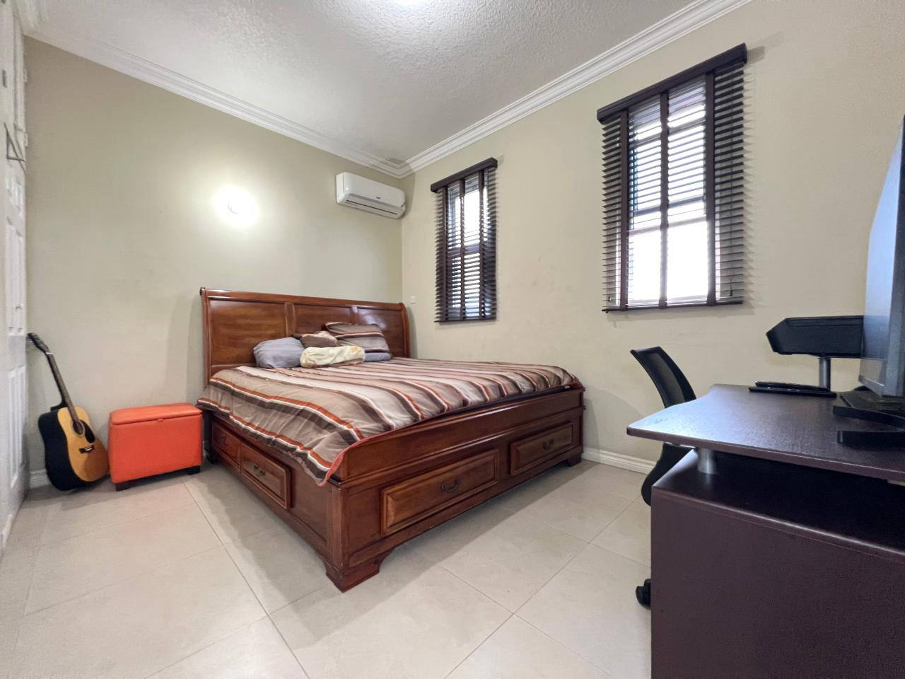 Квартира, 2293 м², 389 838$ — FAKTOR