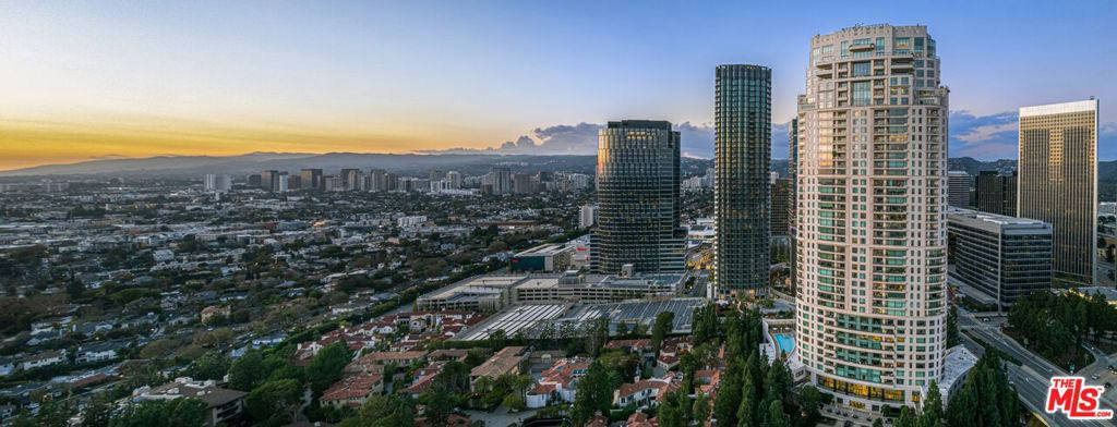 Квартира, 4450 м², 13 995 000$ — FAKTOR