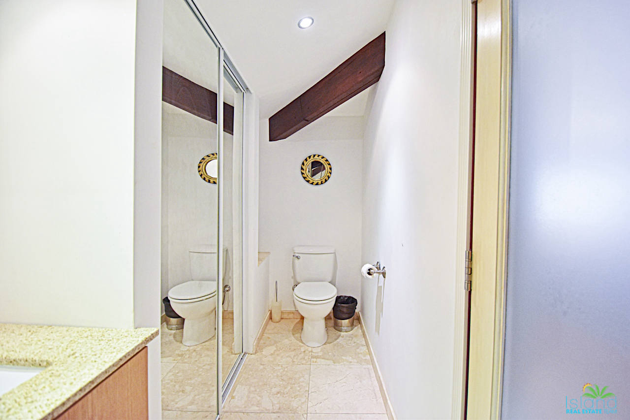Квартира, 1399 м², 599 000$ — FAKTOR