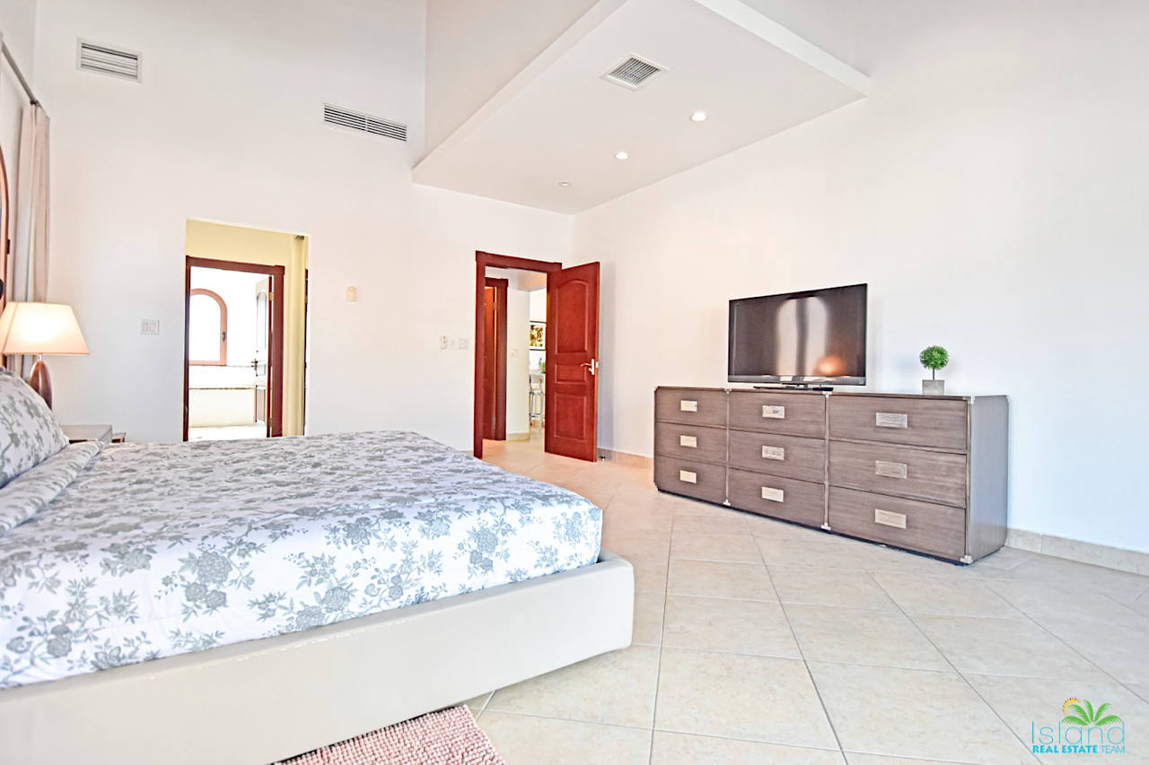 Квартира, 1399 м², 599 000$ — FAKTOR