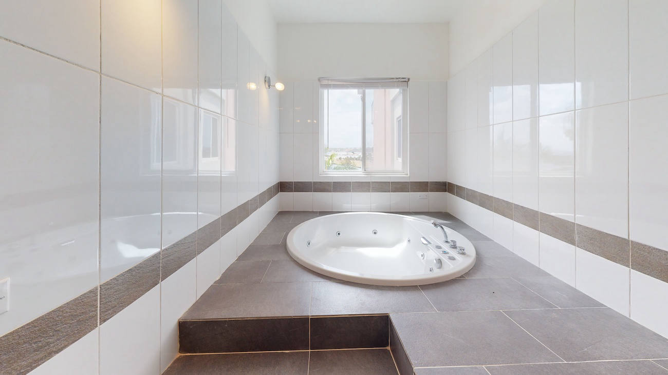 Квартира, 1668 м², 499 000$ — FAKTOR
