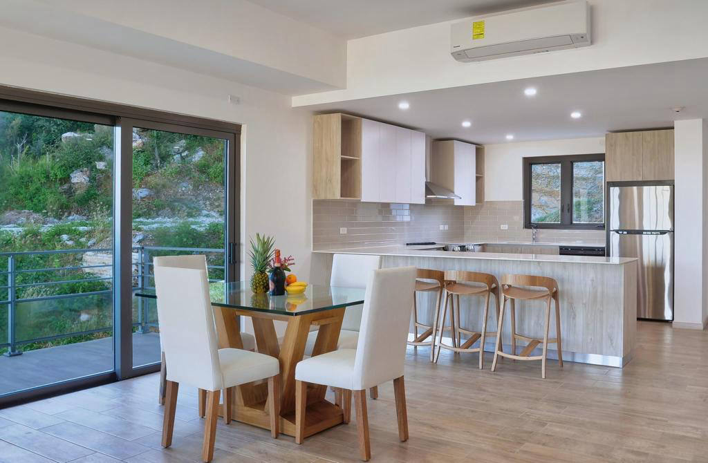 Коммерческая недвижимость, 1700 м², 589 340$ — FAKTOR