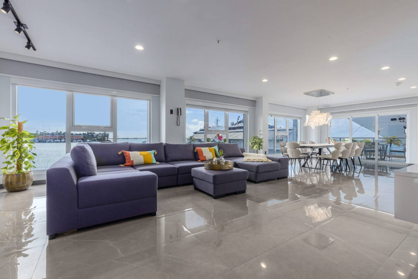 Квартира, 1991 м², 1 480 000$ — FAKTOR