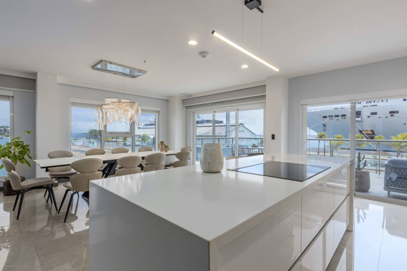 Квартира, 1991 м², 1 480 000$ — FAKTOR
