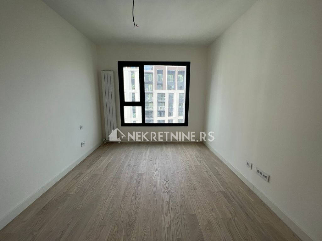 Квартира, 936 м², 422 996$ — FAKTOR
