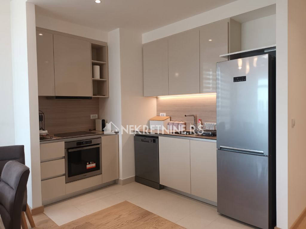 Квартира, 936 м², 446 925$ — FAKTOR