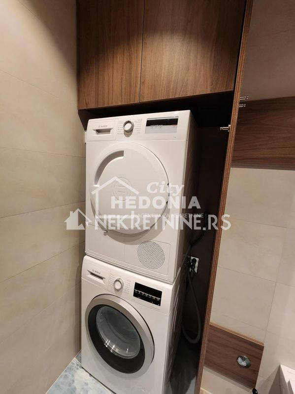 Квартира, 883 м², 518 052$ — FAKTOR