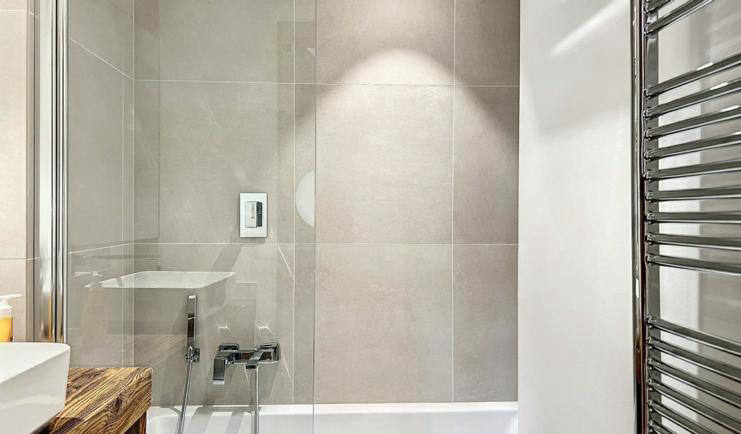 Квартира, 1184 м², 1 570 000$ — FAKTOR
