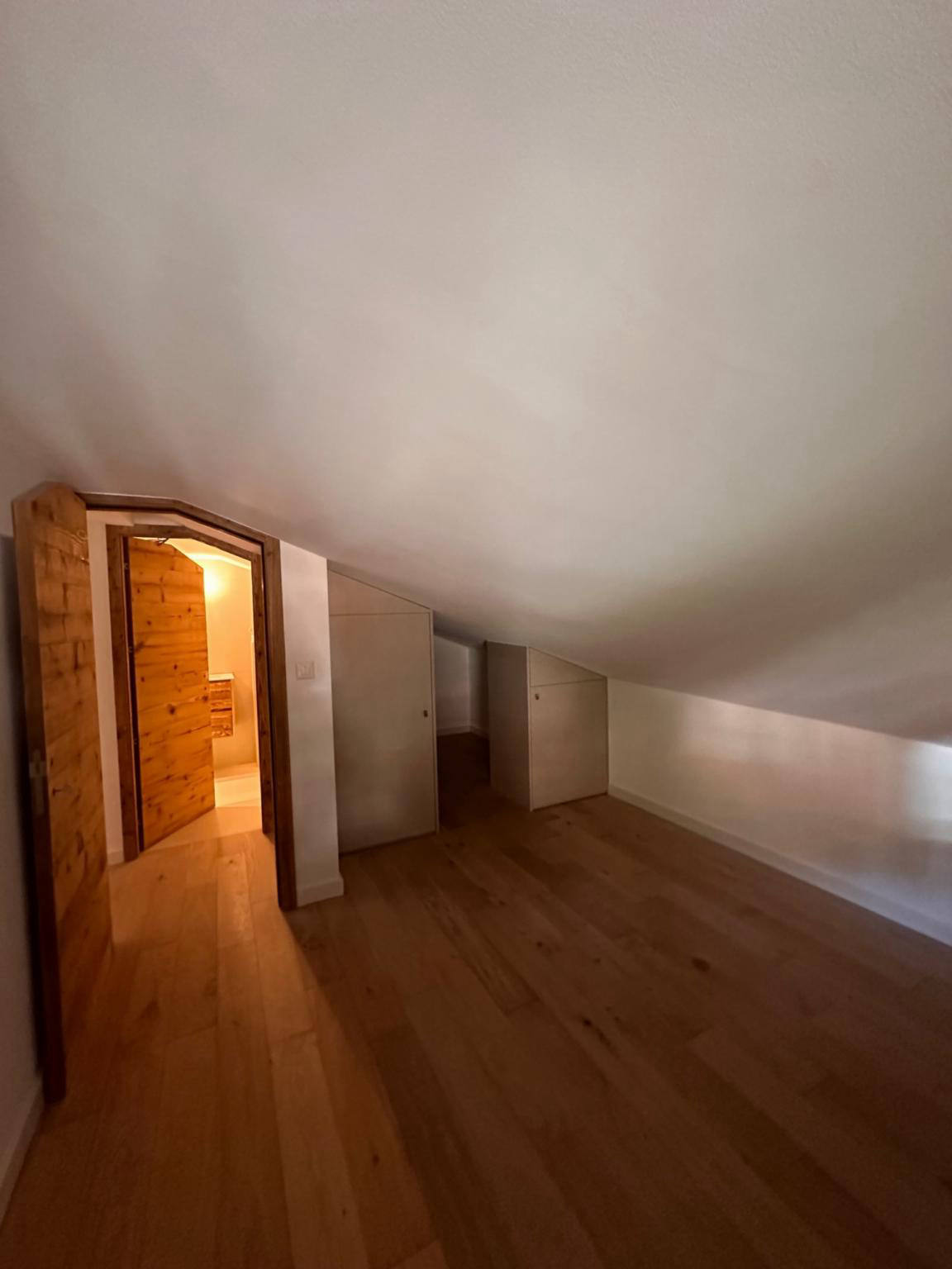 Квартира, 1399 м², 1 290 000$ — FAKTOR