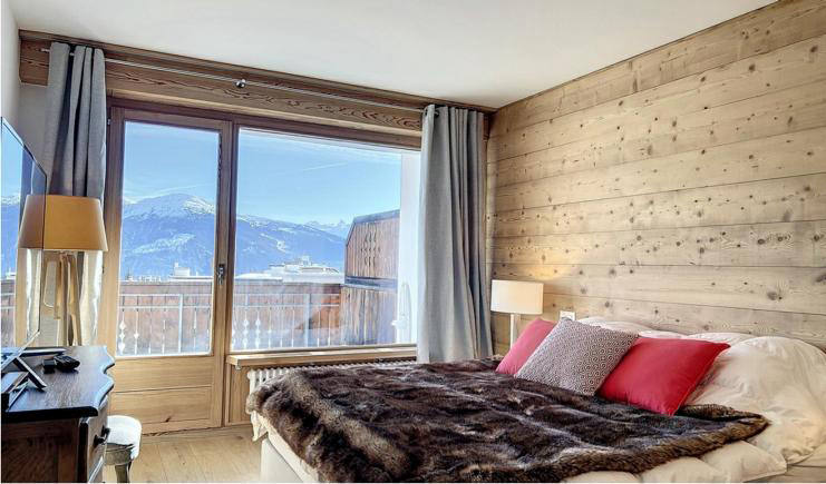 Квартира, 1184 м², 1 570 000$ — FAKTOR