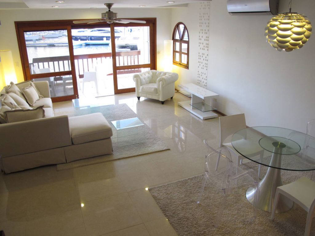 Квартира, 1938 м², 695 000$ — FAKTOR