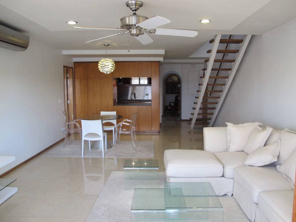Квартира, 1938 м², 695 000$ — FAKTOR