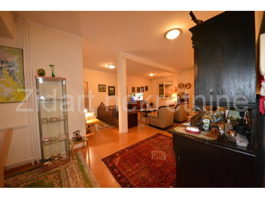 Квартира, 1184 м², 278 000$ — FAKTOR