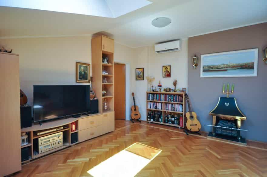 Квартира, 872 м², 238 967$ — FAKTOR
