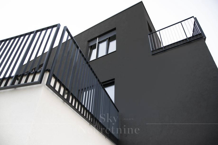 Квартира, 1119 м², 590 000$ — FAKTOR