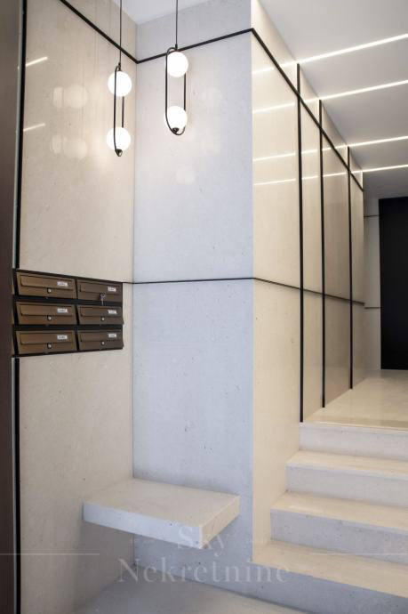Квартира, 1119 м², 590 000$ — FAKTOR