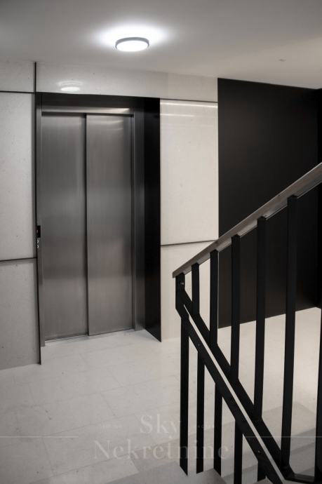Квартира, 1119 м², 590 000$ — FAKTOR