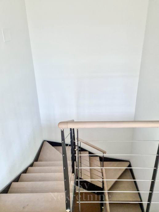 Квартира, 1690 м², 630 440$ — FAKTOR
